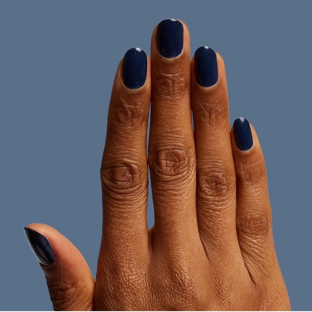 Suited | Olive & June Quick Dry Nail Polish, Navy Blue, 0.3 oz. - Picture 3 of 5